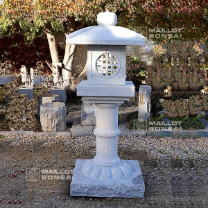 lanterne-granite-ei-tokuji-gata-150-cm